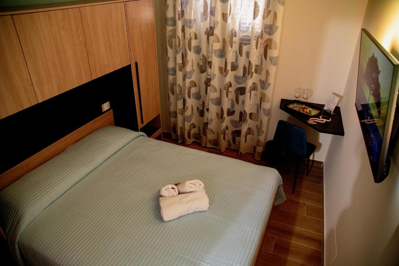 Fiore Dei Templi - Luxury Suite Experience อากริเจนโต ภายนอก รูปภาพ