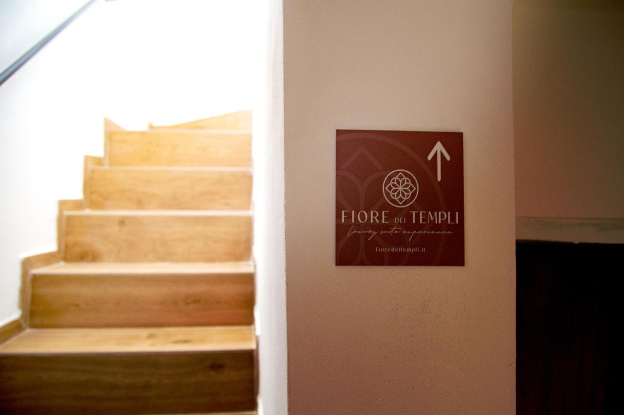 Fiore Dei Templi - Luxury Suite Experience อากริเจนโต ภายนอก รูปภาพ