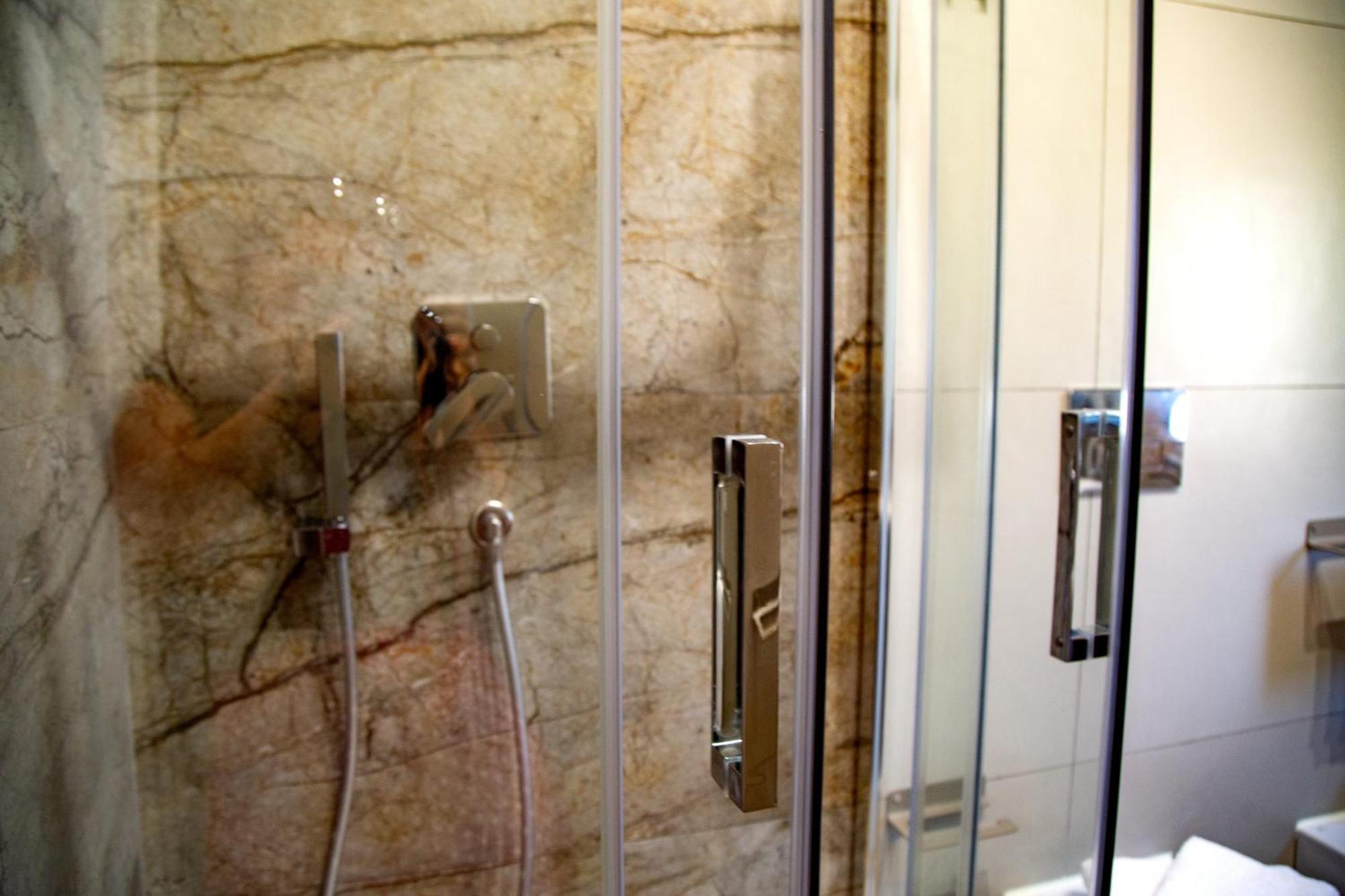 Fiore Dei Templi - Luxury Suite Experience อากริเจนโต ภายนอก รูปภาพ