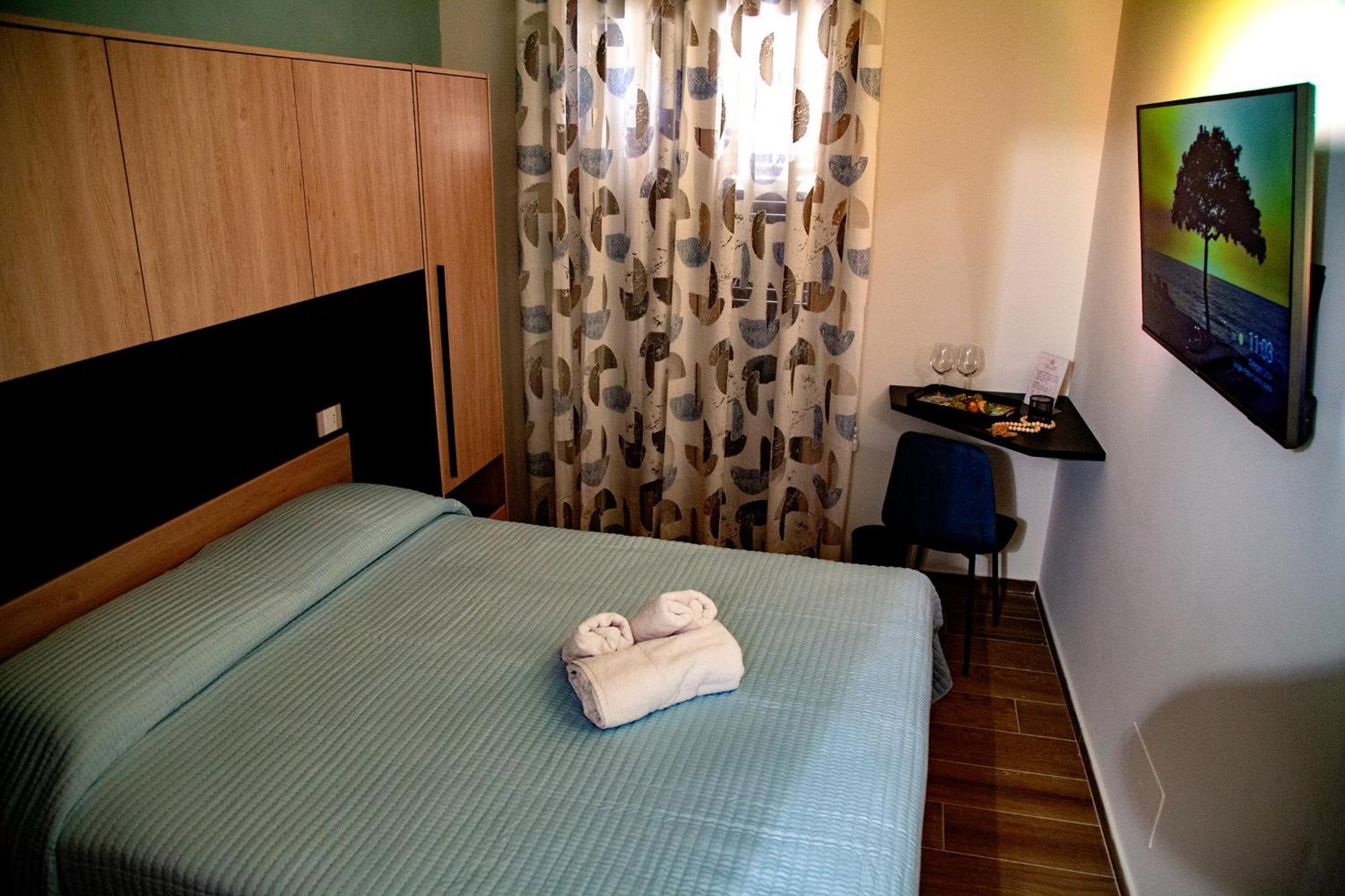 Fiore Dei Templi - Luxury Suite Experience อากริเจนโต ภายนอก รูปภาพ